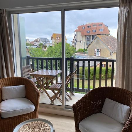 Appartement 65M2 Avec Balcon Vues Partielles Mer A 150M De La Plage Et Centre, Wifi Et Parking Prive Blonville-sur-Mer Exteriör bild