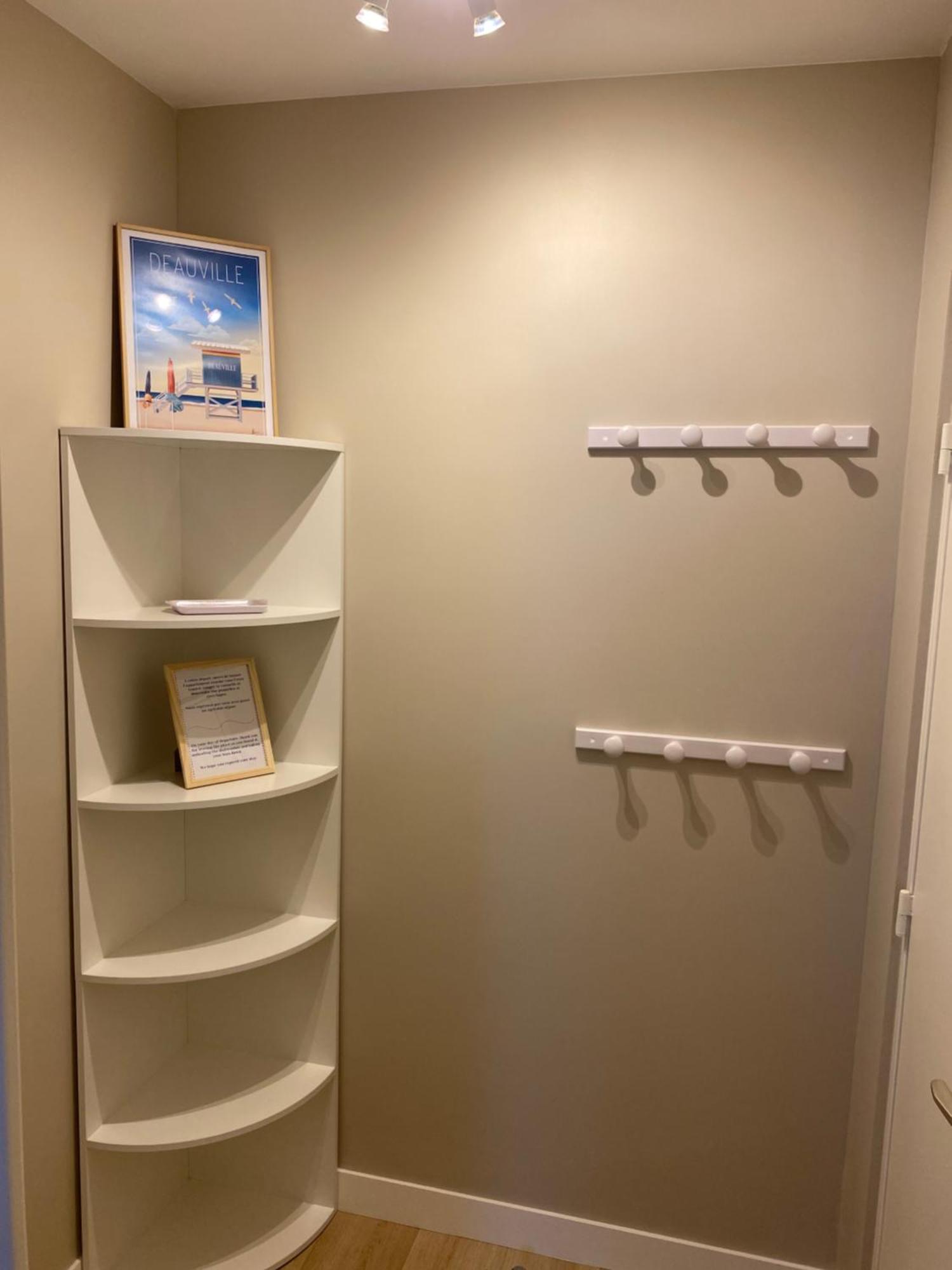 Appartement 65M2 Avec Balcon Vues Partielles Mer A 150M De La Plage Et Centre, Wifi Et Parking Prive Blonville-sur-Mer Exteriör bild